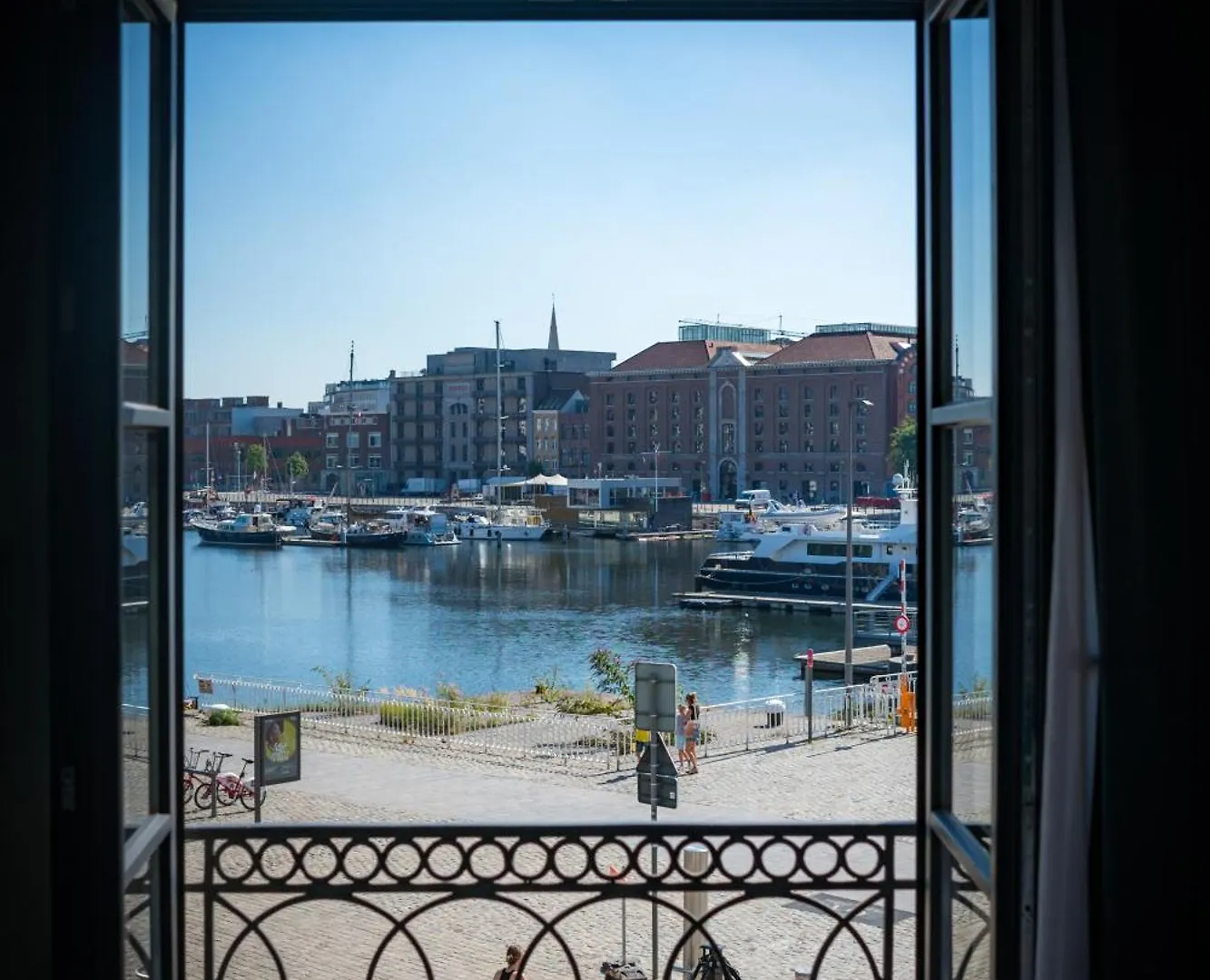 Hotel U Eat&Sleep Antwerpen 4*,  Belgien